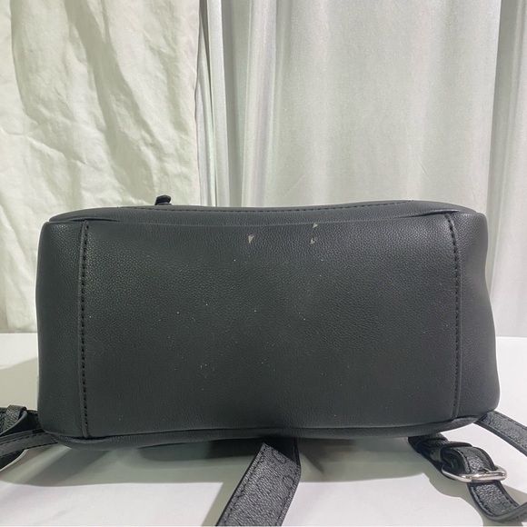 NWT Guess Turley SV755331 Women's Coal Black Faux Leather Logo Backpack W/Wallet - Picture 7 of 14